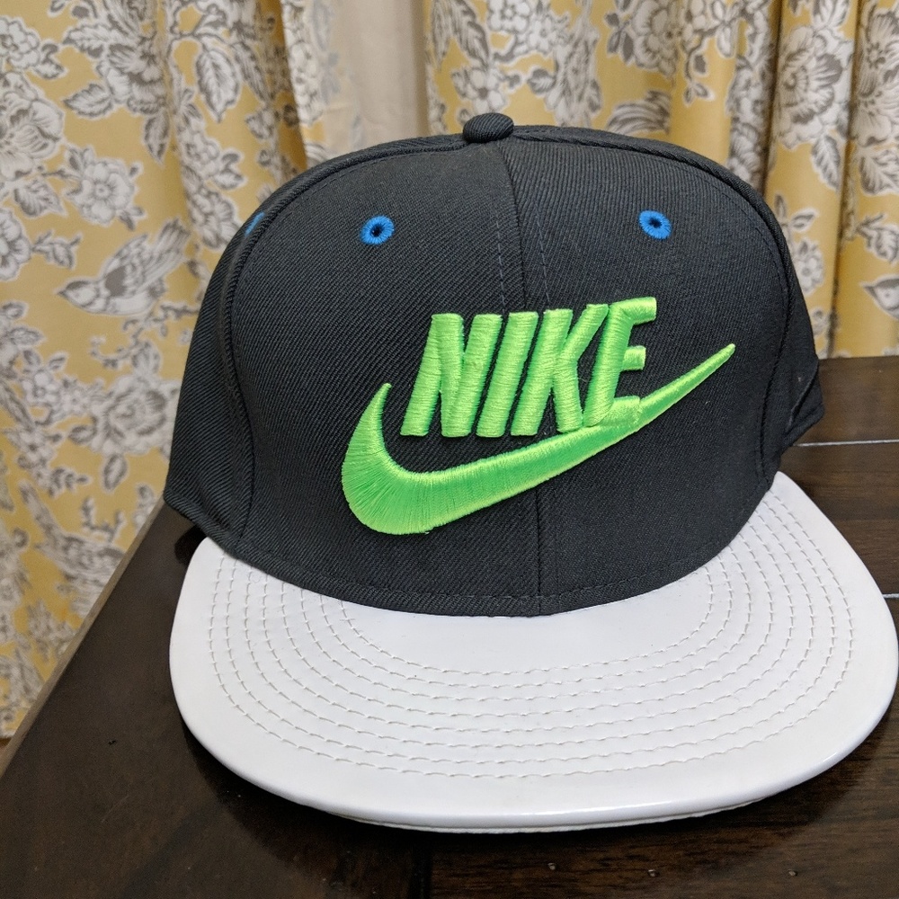 Nike Air Foamposite Cap Snapback Weatherman Penny